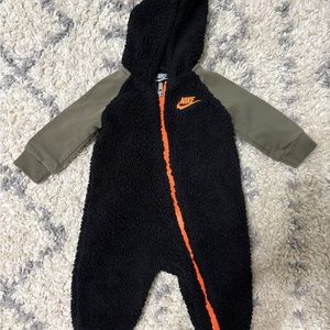 Nike Black and Green Footies with Fleece Texture and Hood